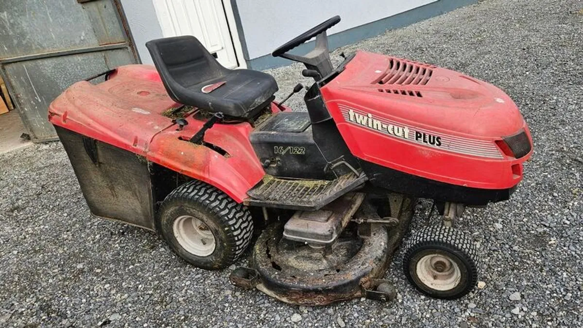 lawnmower - Image 2