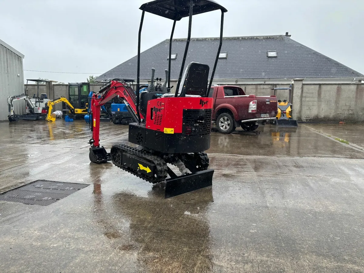 JPC... HT 12 MINI DIGGER... - Image 4
