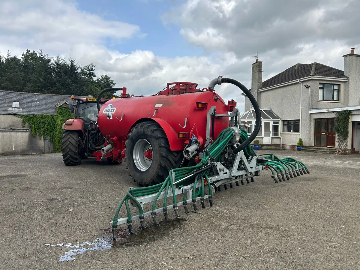 Redrock 2250 slurry tanker c/w trailing shoe - Image 2