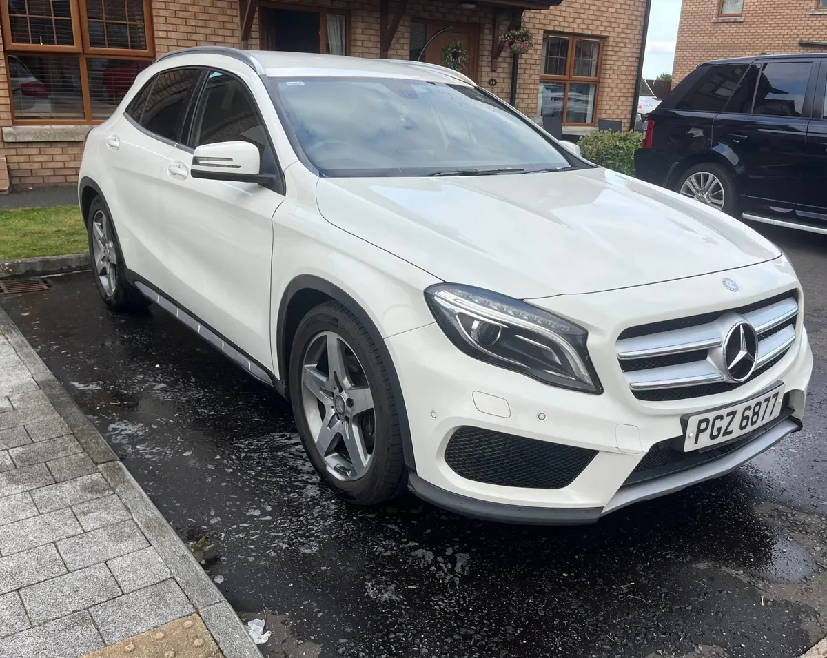 Mercedes-Benz GLA 2014 - Image 1
