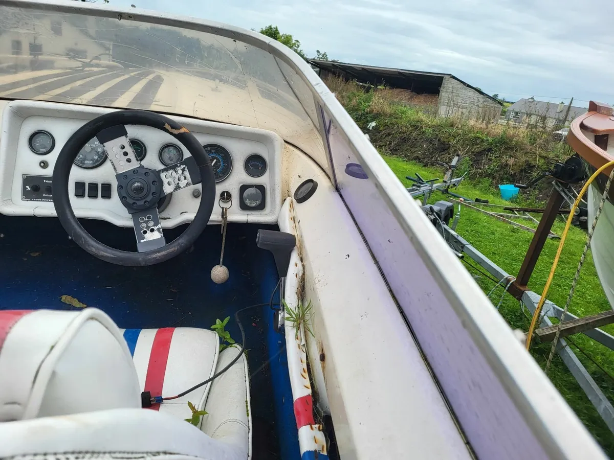 Broom Speed boat - Image 4
