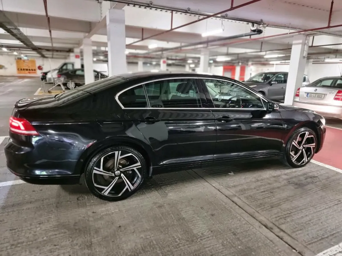 Volkswagen Passat DSG Automatic !!Low Kms!! - Image 2