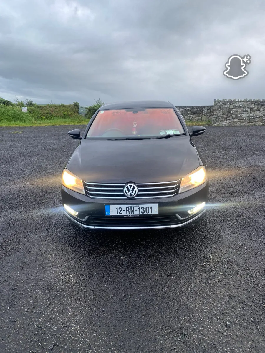 Volkswagen Passat - Image 1