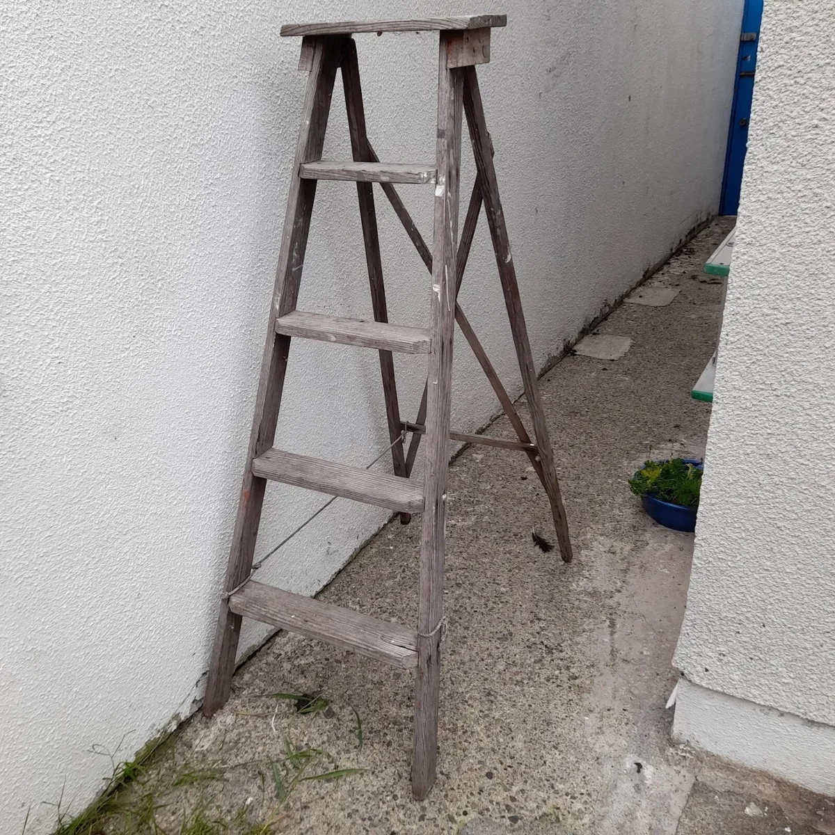Ladder - wooden