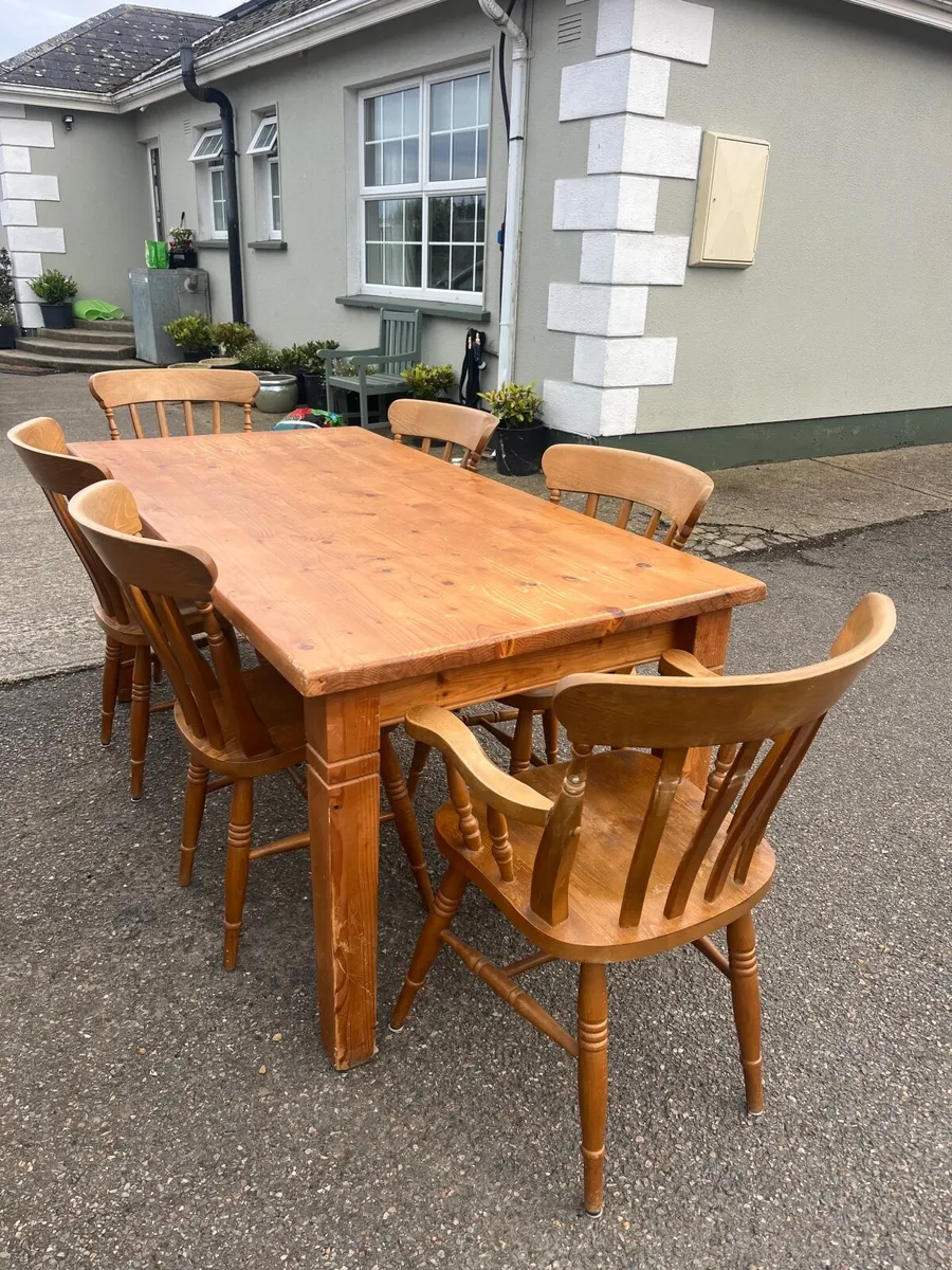 Kitchen table & chairs - Image 4