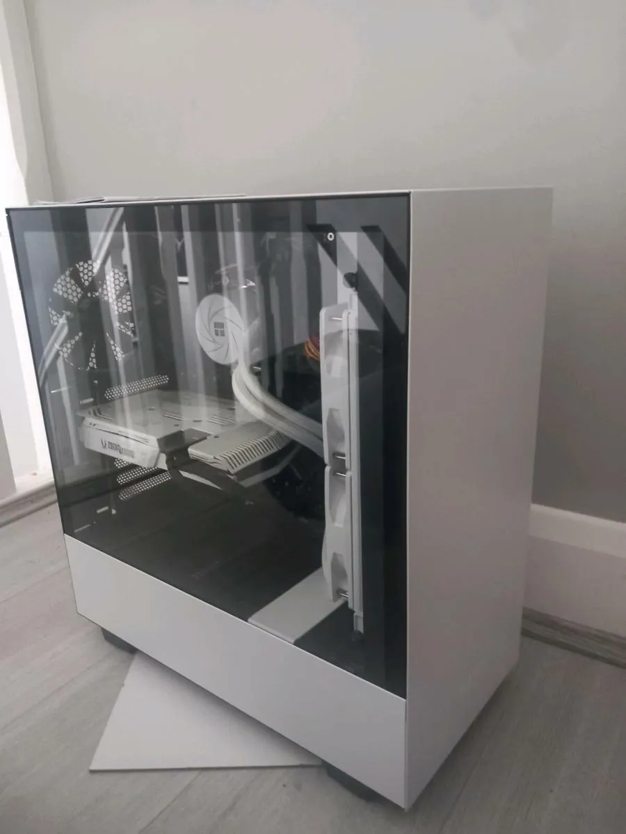 Gaming pc - Image 1
