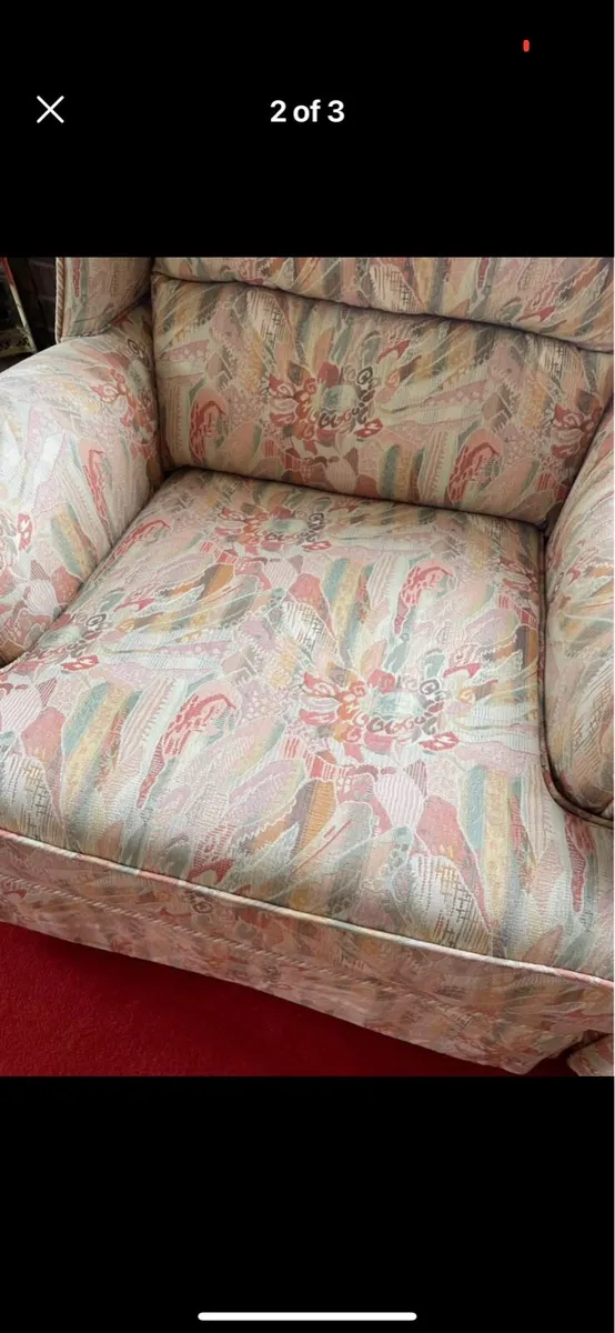 FREE - Couch and two armchairs - Image 3