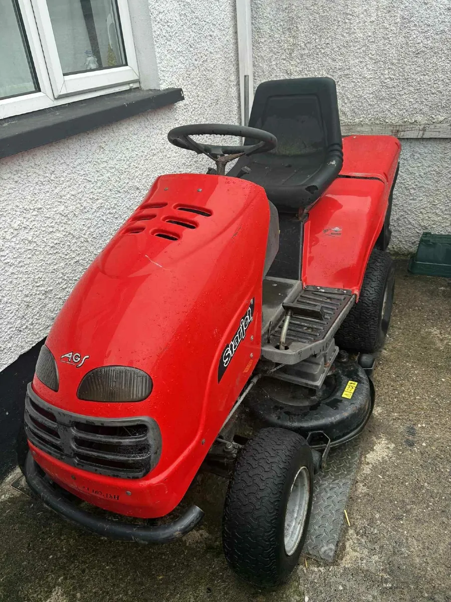 Starjet ride on mower - Image 1