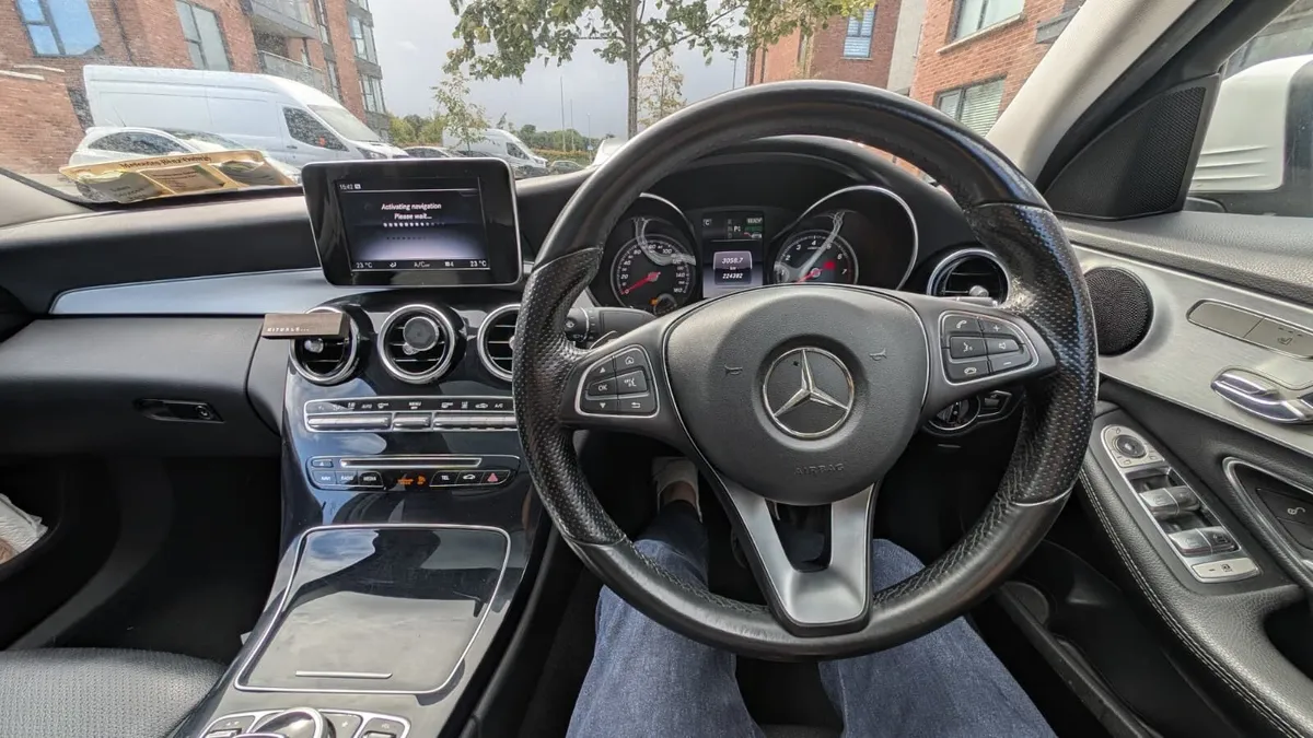 Mercedes c class 350e 14k Ono - Image 2