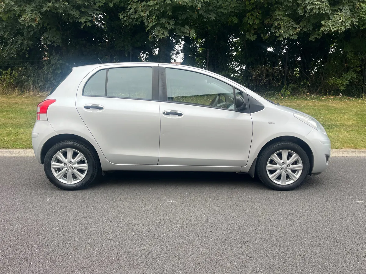 Toyota Yaris 2011 ( NCT 10/26) - Image 3