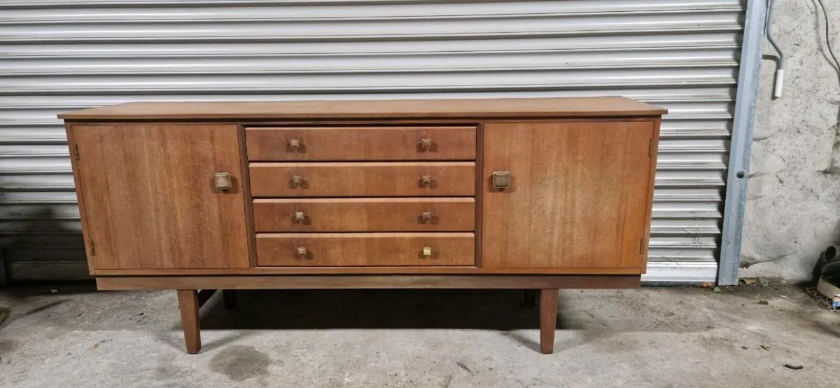 Mid century retro sideboard - Image 1