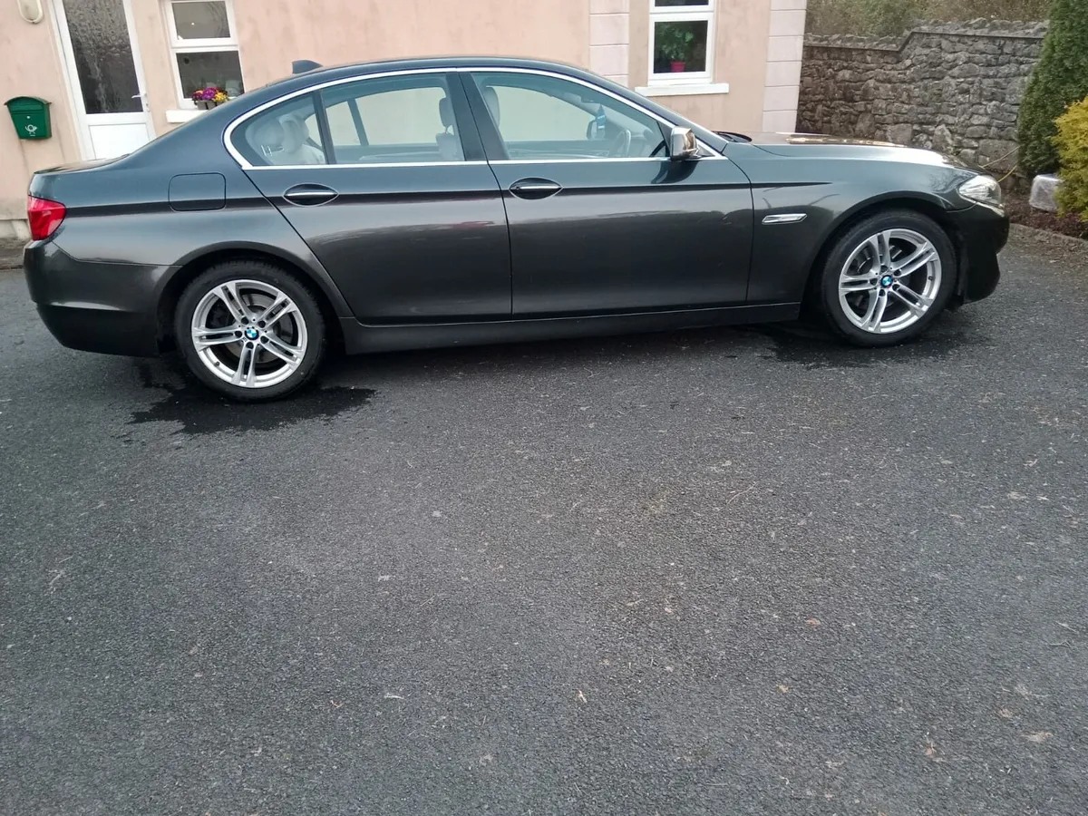 Bmw 520 F10 AUTO - Image 2