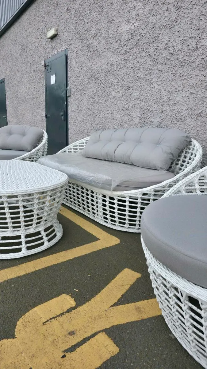 Rattan Garden furniture set brand new - Image 1