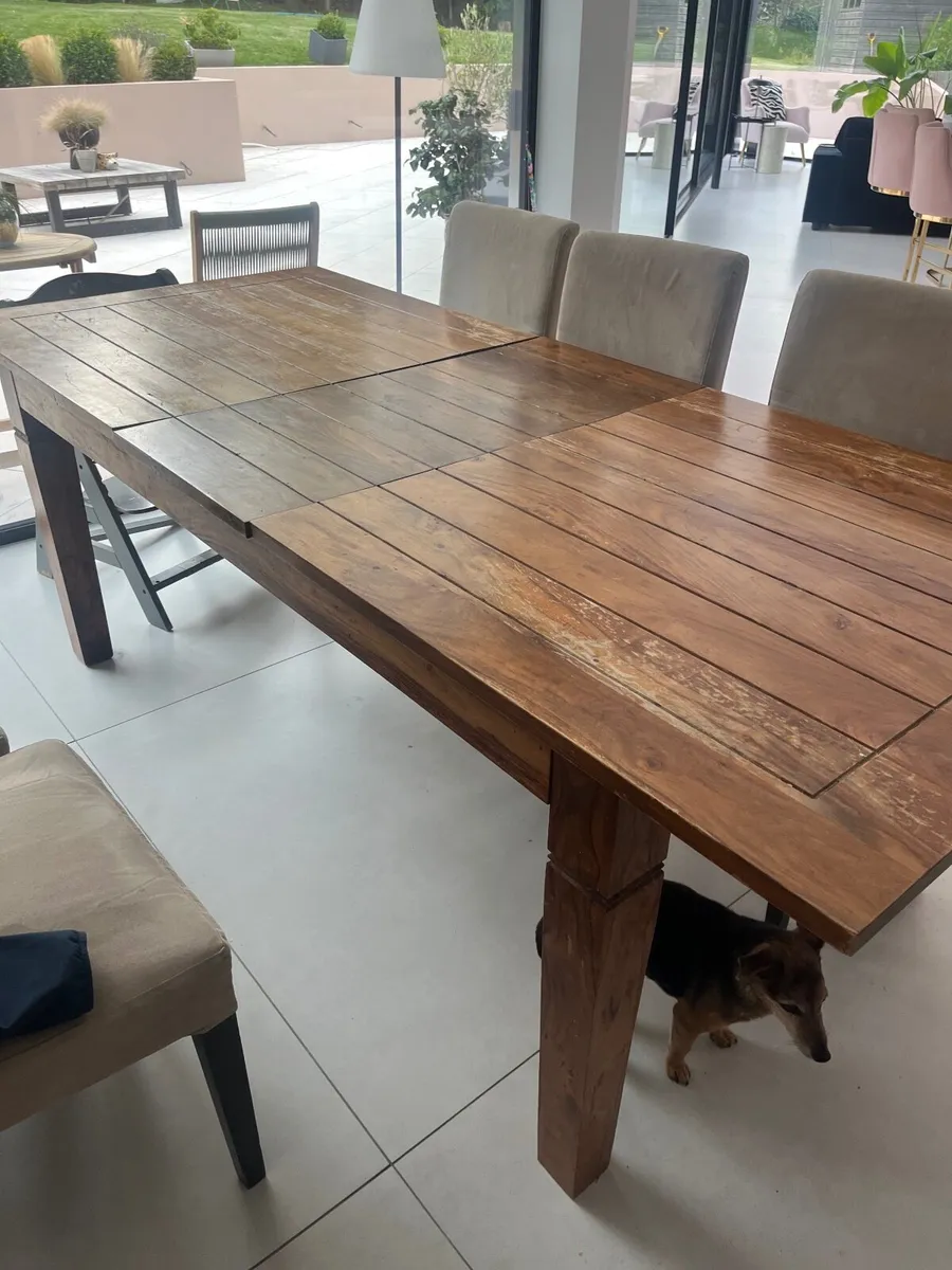 Kitchen table - Image 1