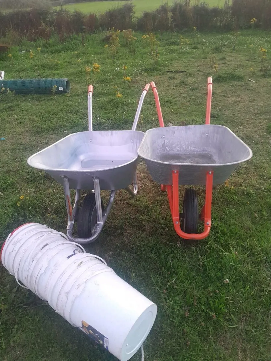 Wheel barrows on sale 50 Euros each🇨🇮 - Image 4