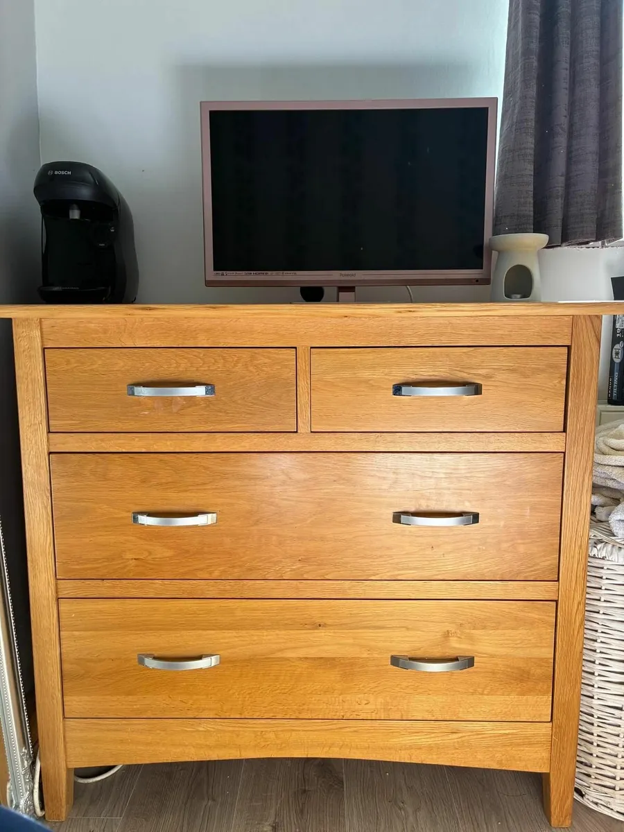 Solid Oak Bedroom Furniture - Image 4