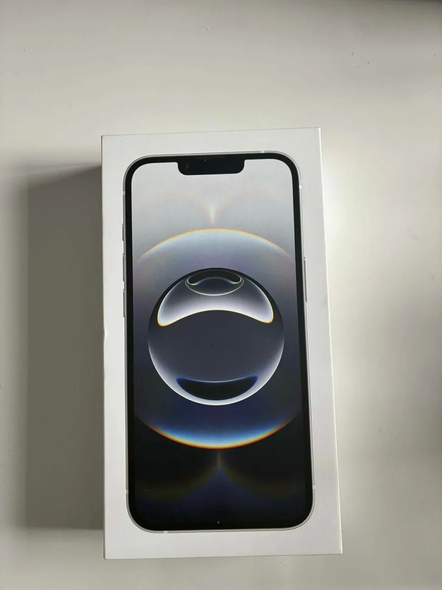 Brand new iphone 16e - Image 3
