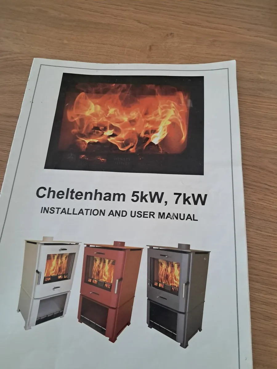 Henely stove full setup inc..base an 3m of flue - Image 3