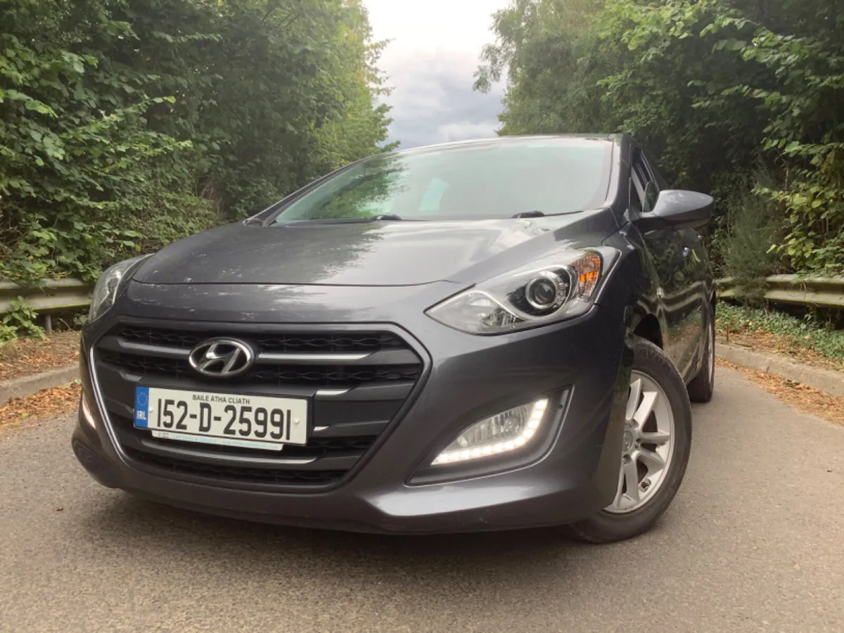 2015 1.6 Diesel Deluxe 1.6 Hyundai I30 New Test - Image 2