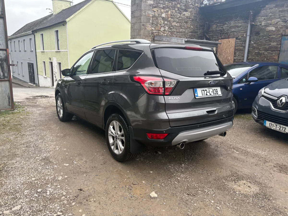 172 FORD KUGA TITANIUM CREW CAB - Image 4