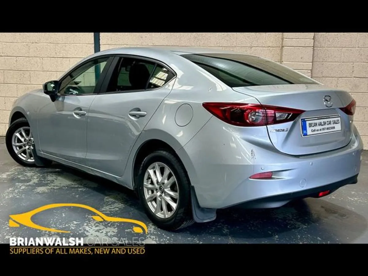 Mazda 3 1.5 D 105PS Executive SE 4DR - Image 3
