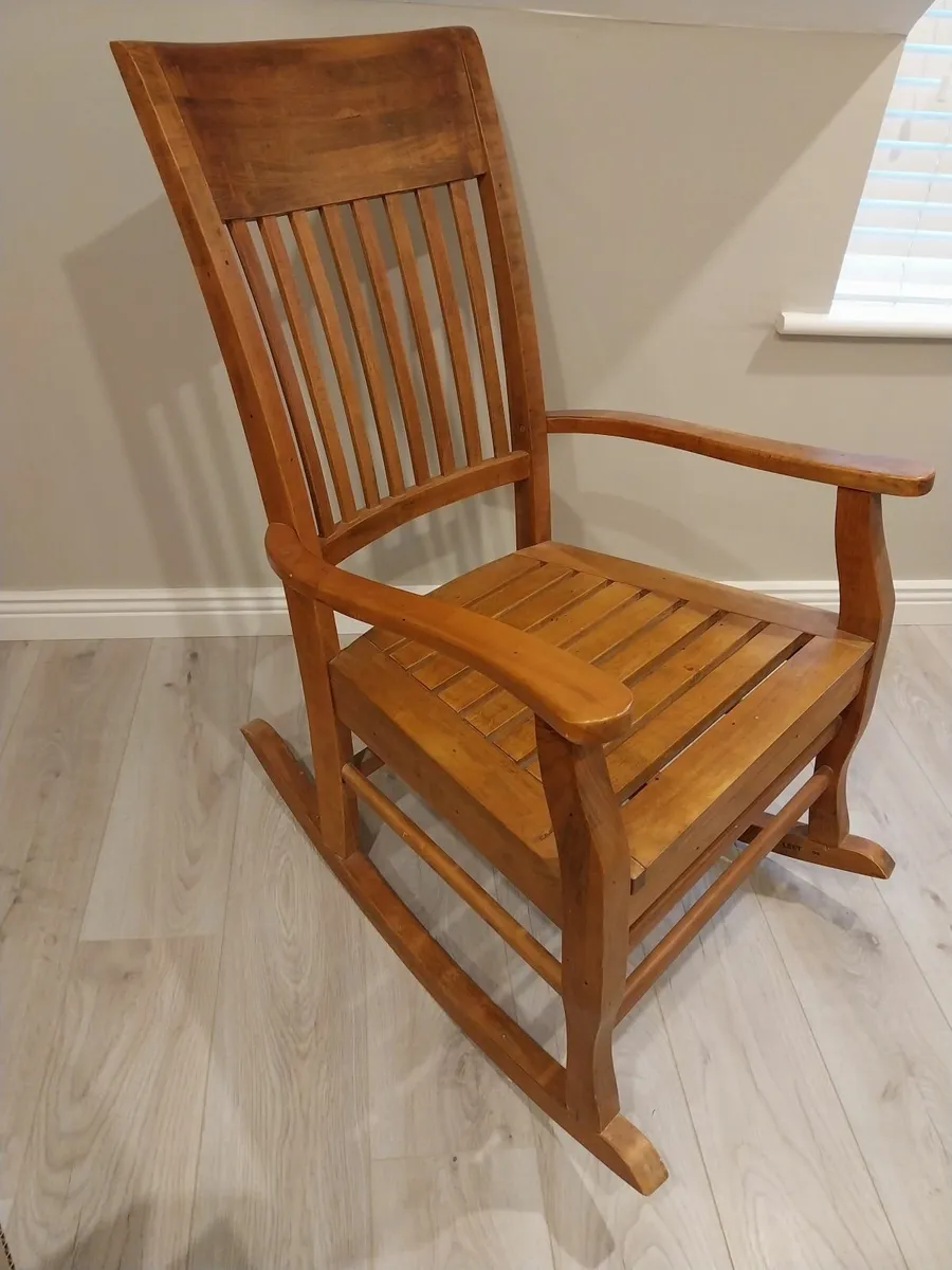 Rocking chair - Image 1
