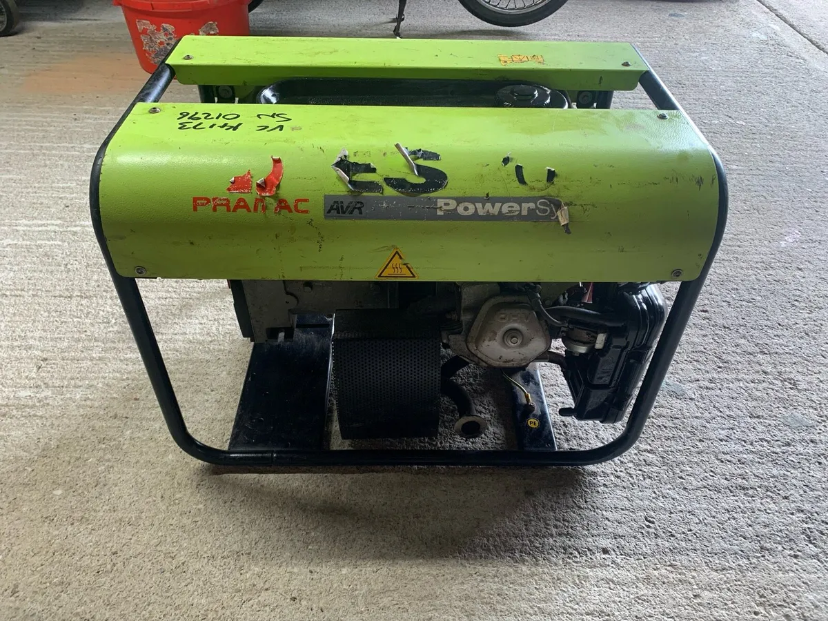 Pramac ES8000 400/230v + AVR - Image 4