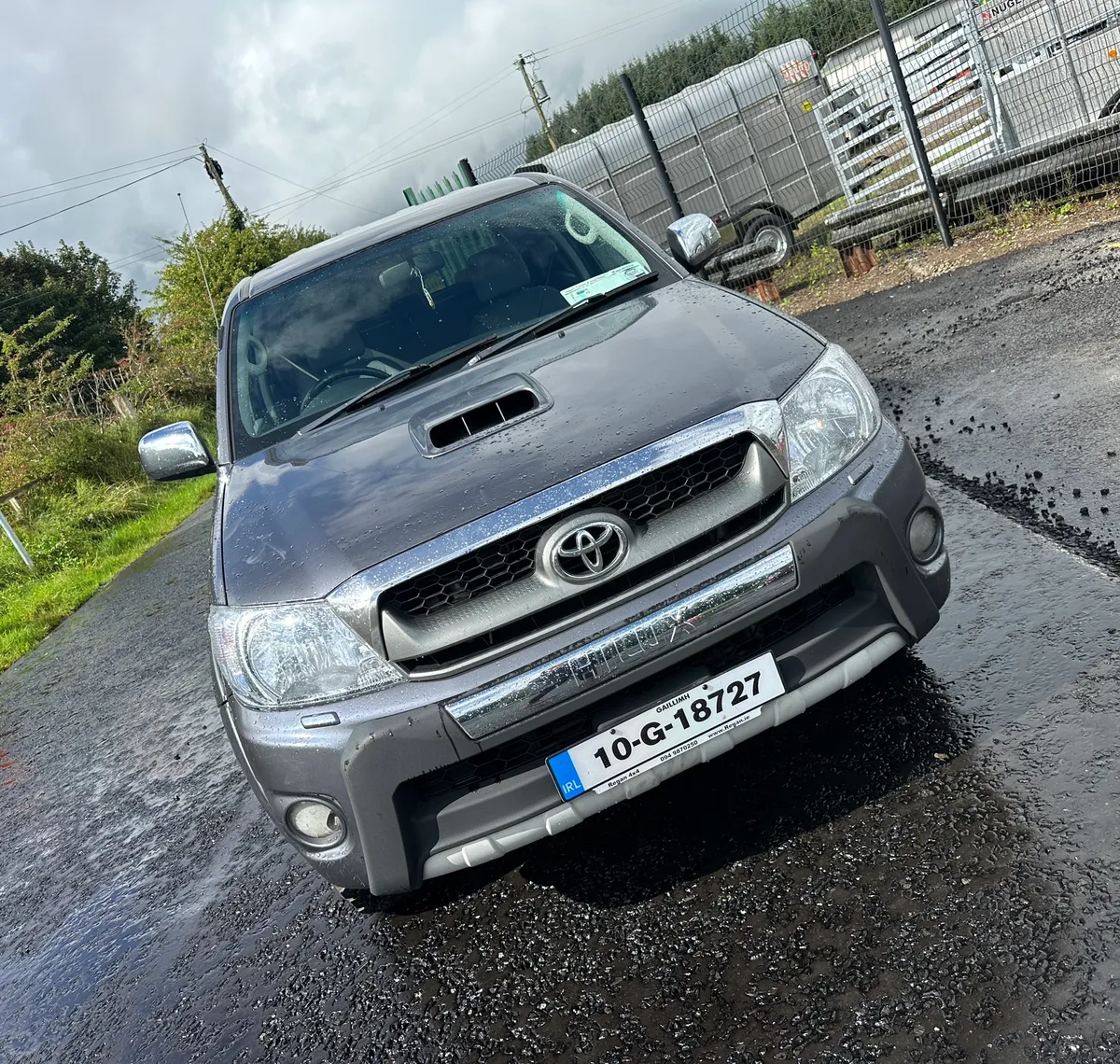 2010 Toyota Hilux - Image 3