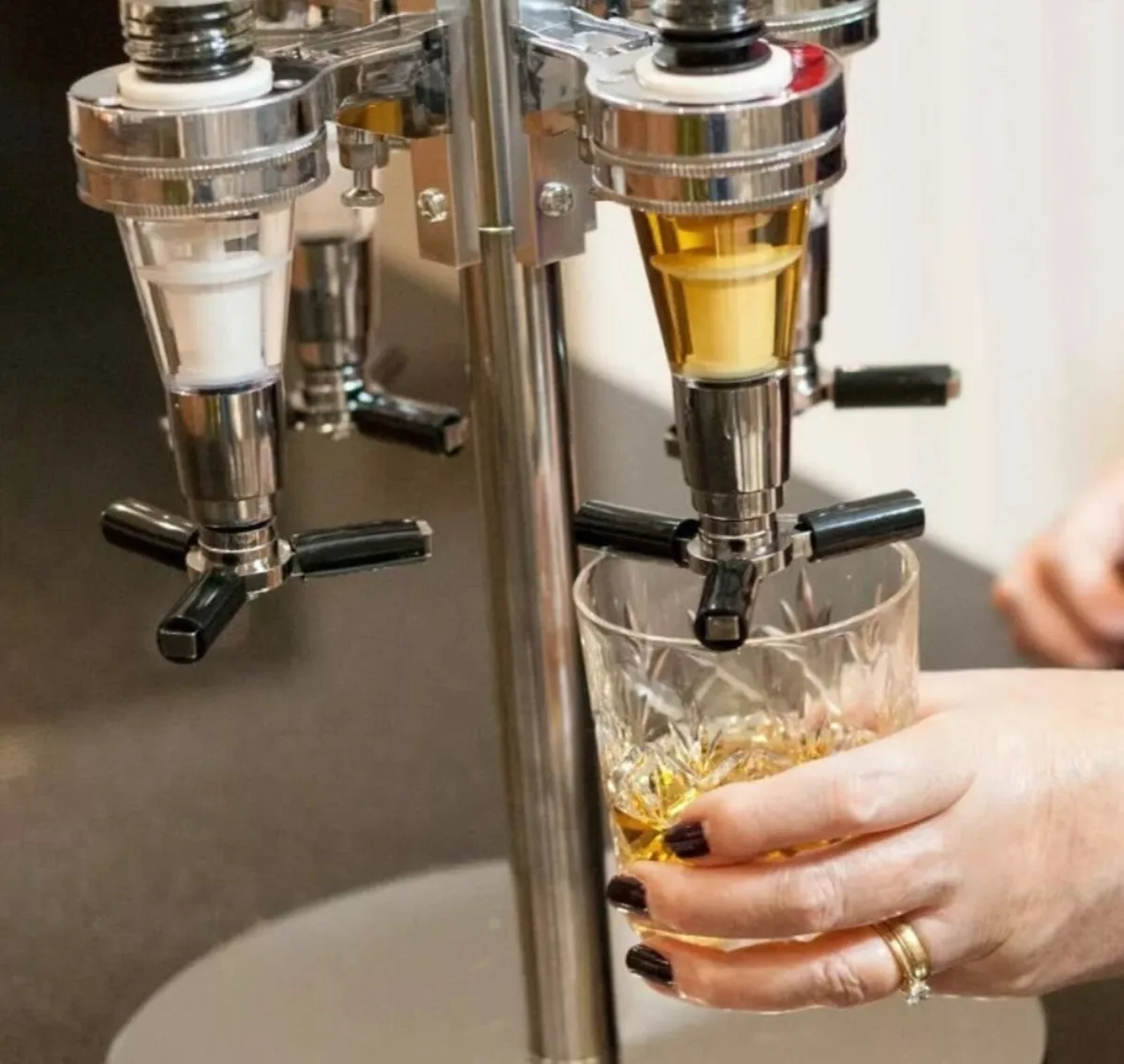 4 Bottle Rotary Home Bar Drinks Optic Dispenser - Image 3