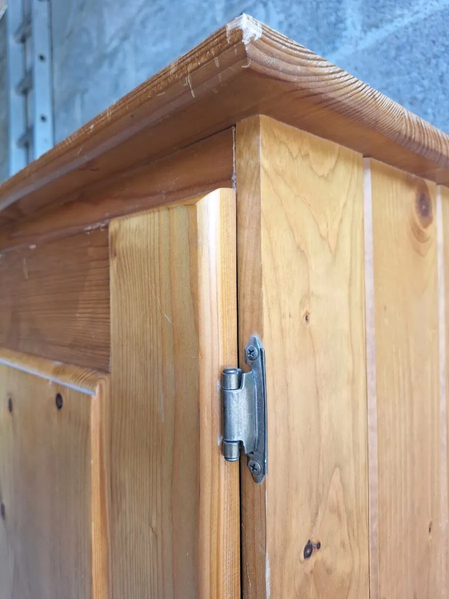 Heavy vintage Pine Wardrobe (DELIVERY) - Image 3