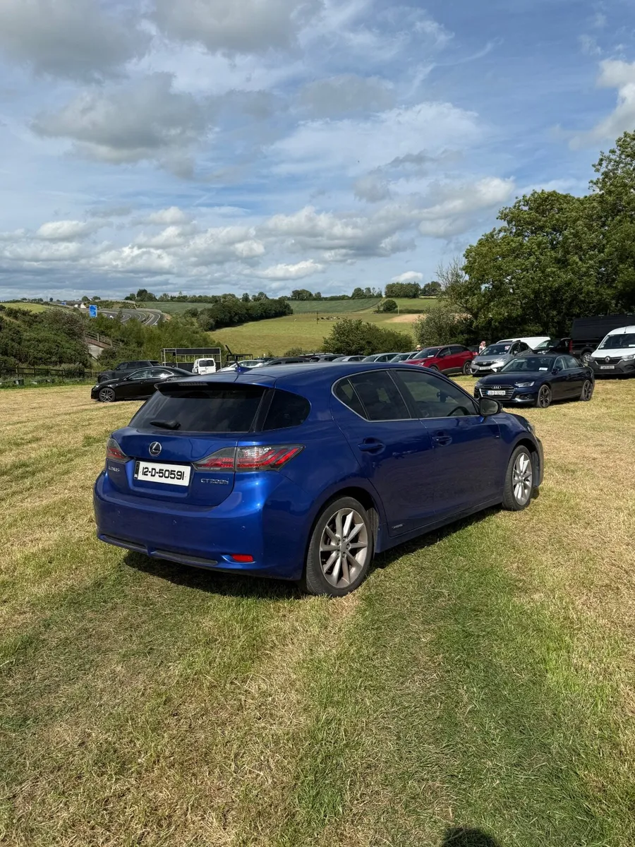 Lexus CT 2012 - Image 3