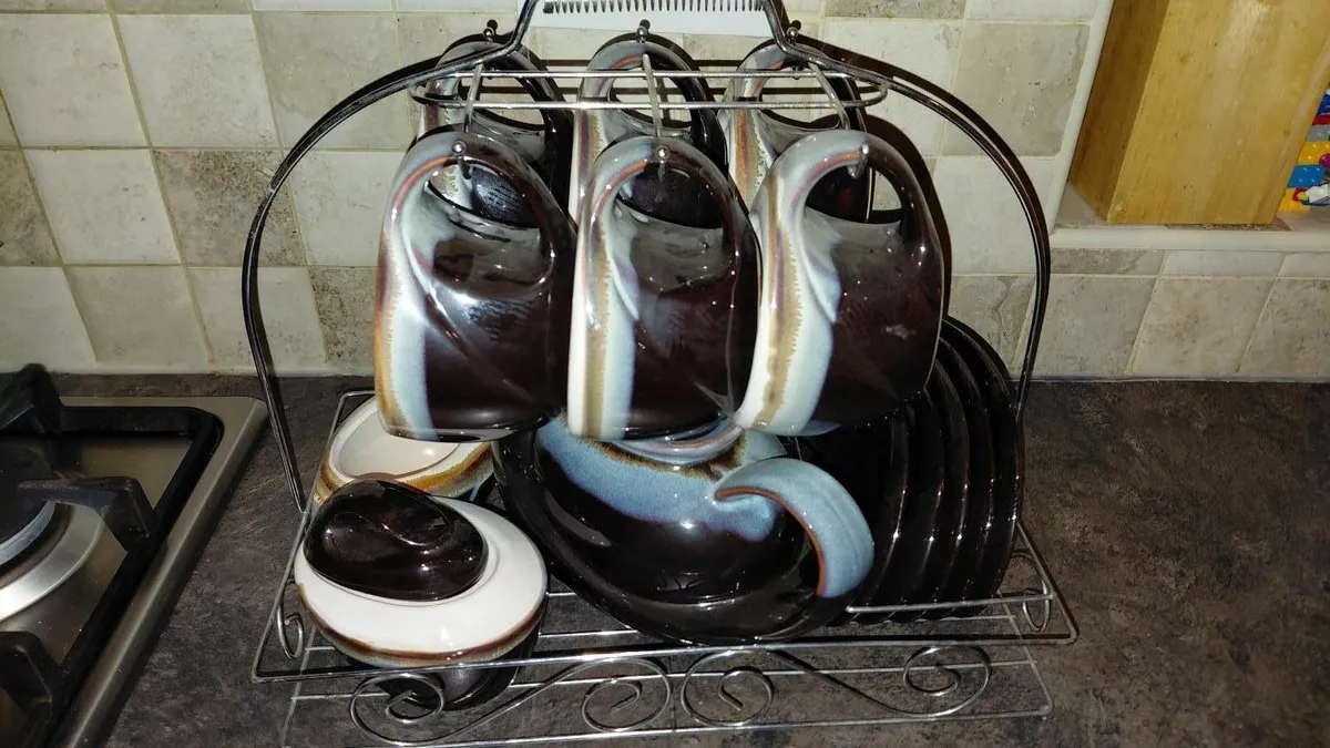 Porcelain Tea Set - Image 3