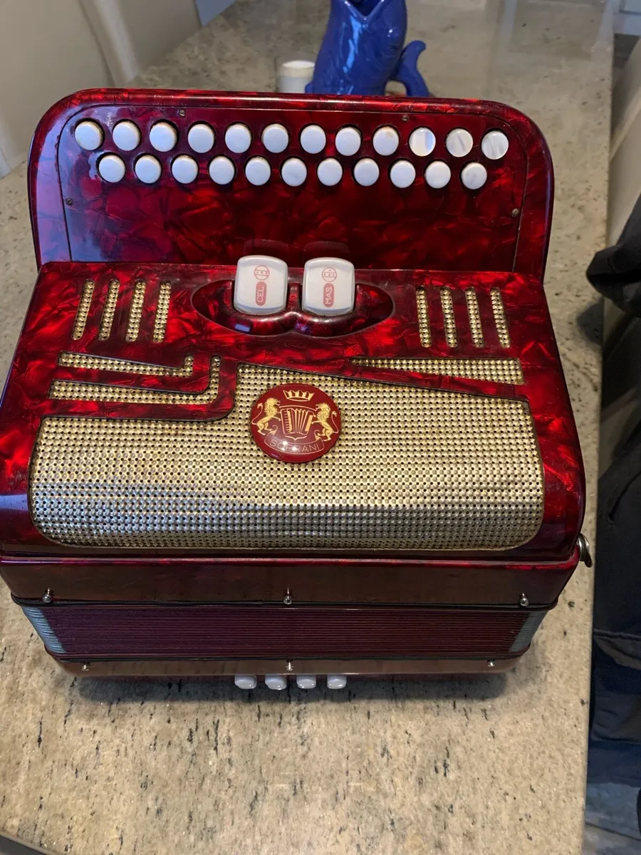 Soprani accordion - Image 1