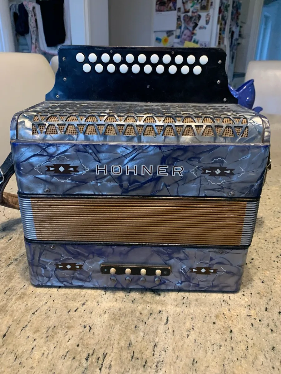 Hohner accordion - Image 2