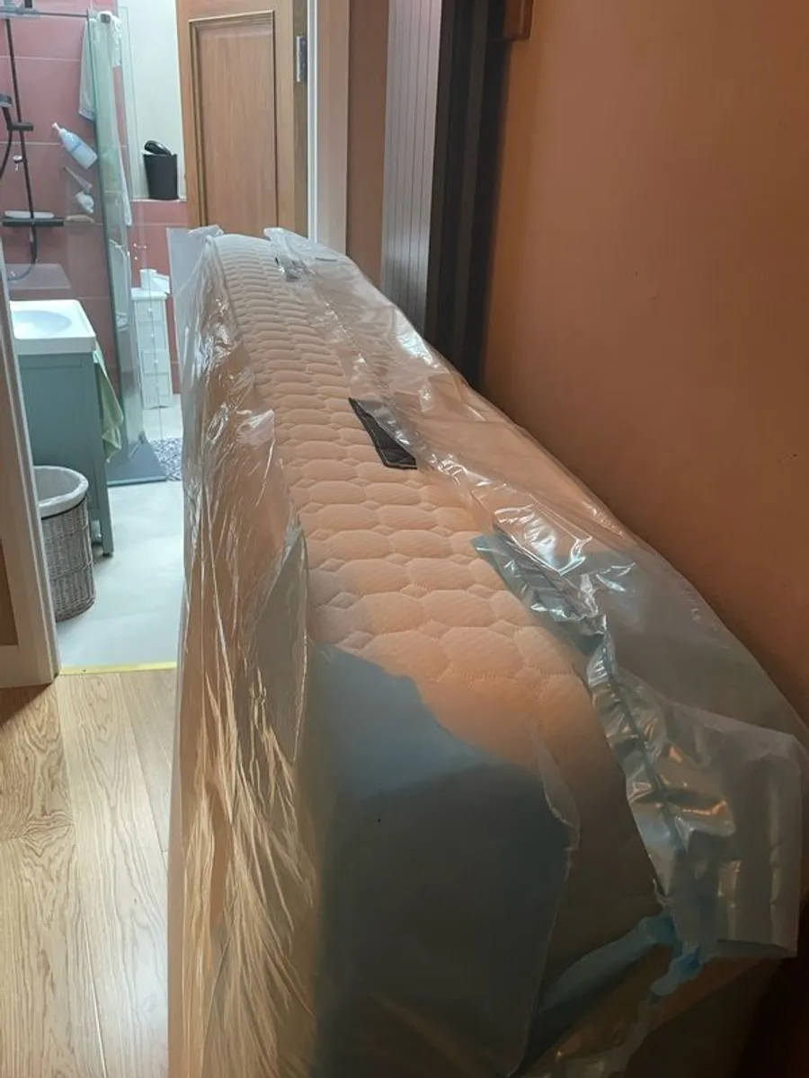 Brand New DFI Gelflex 3000 Hybrid Pocket Sprung Mattress - Image 2