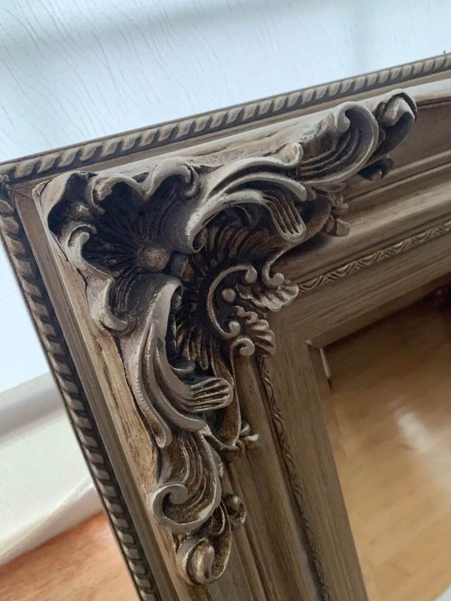 Mirror - Image 1