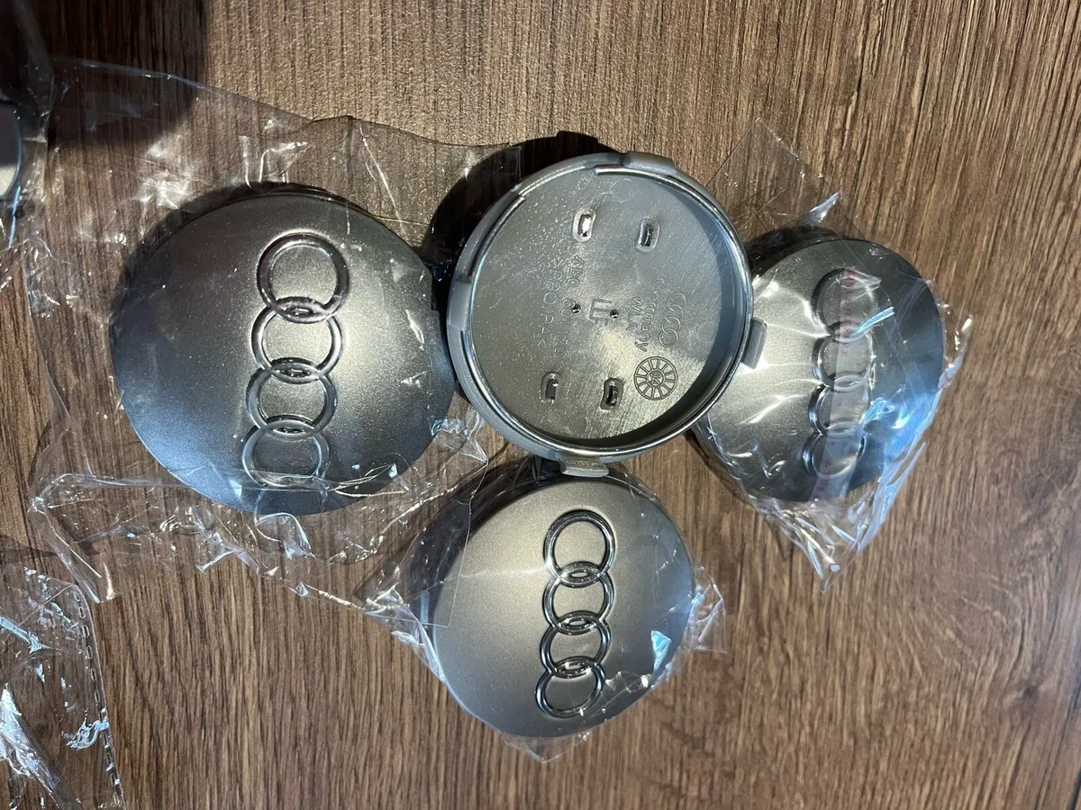 AUDI WHEEL CAPS - Image 3