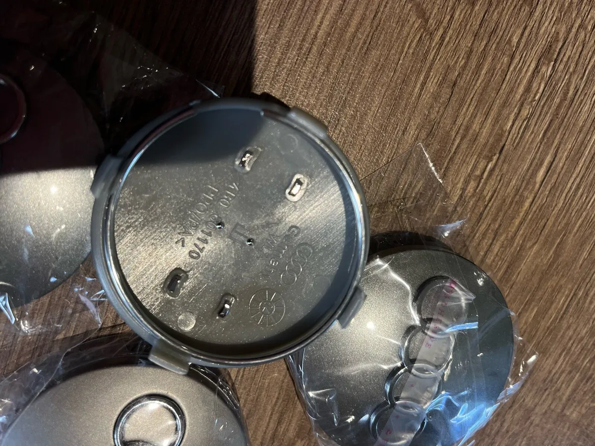 AUDI WHEEL CAPS - Image 4