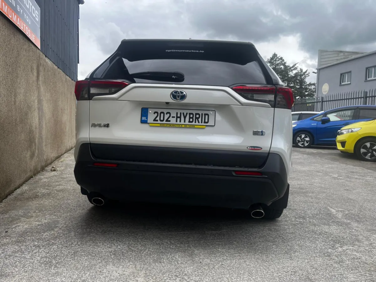 Toyota RAV4 LUNA 2.5 PETROL HYBRID - Image 3