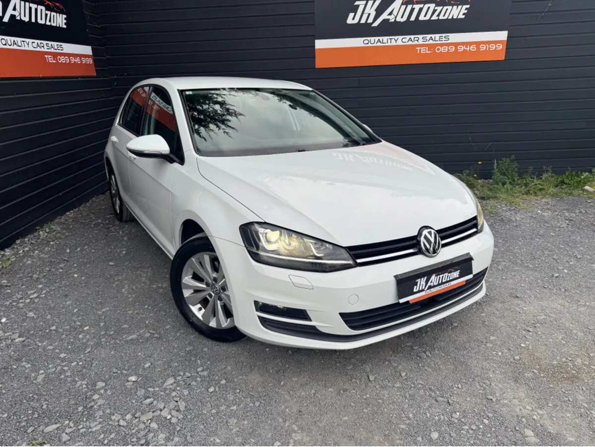 Volkswagen Golf 1.2 TSI COMFORT AUTO - Image 1