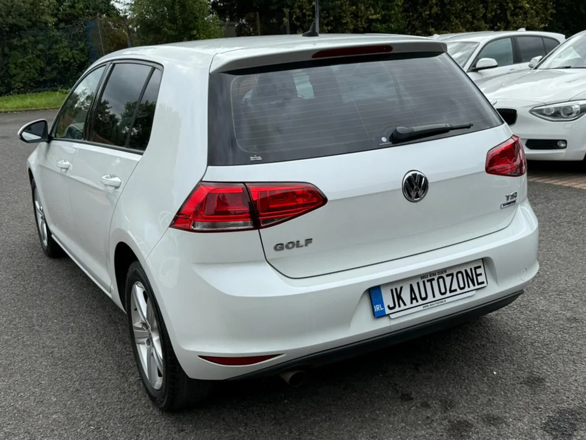 Volkswagen Golf 1.2 TSI COMFORT AUTO - Image 4
