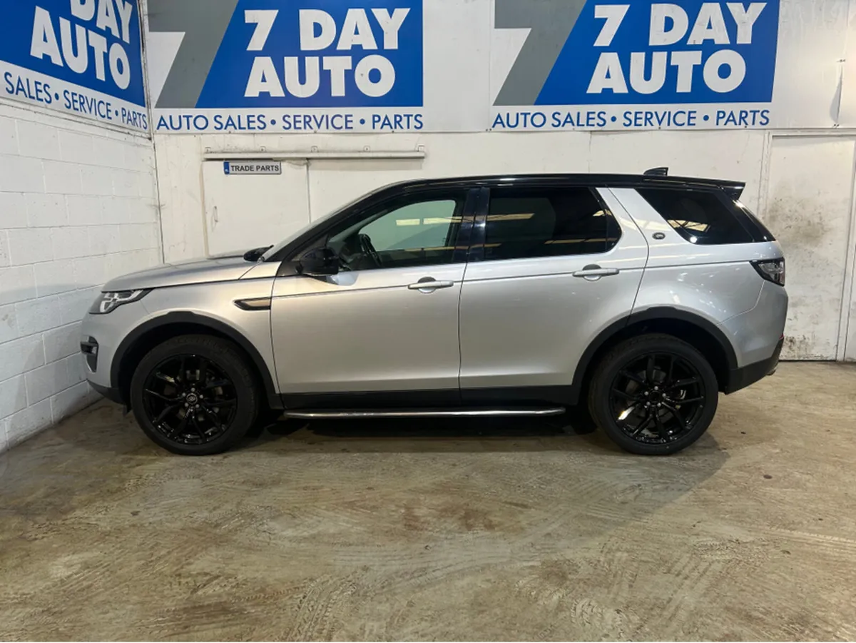 Land Rover Discovery Sport PAN ROOF AUTO 7 SEATER - Image 4