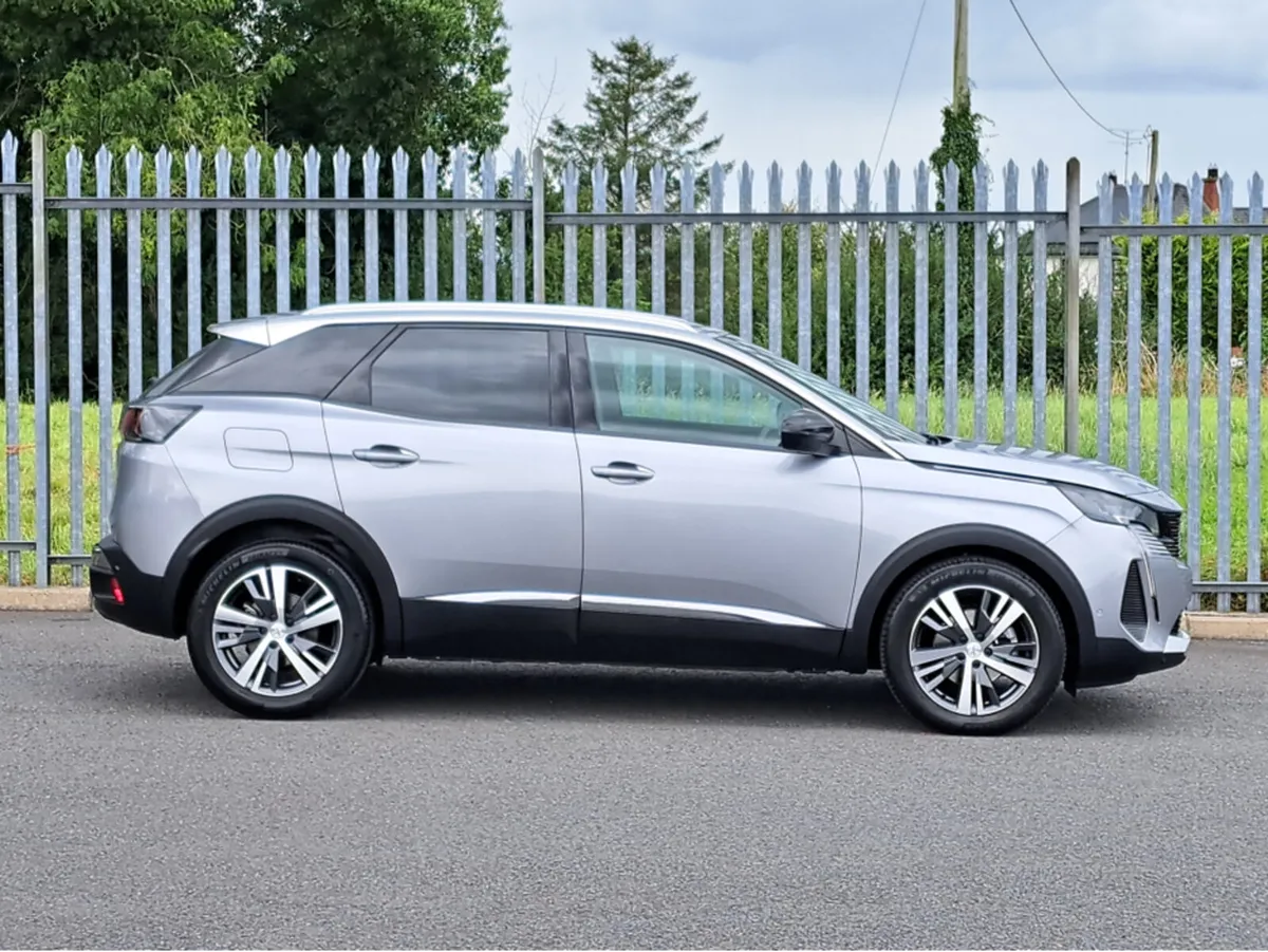 Peugeot 3008 ALLURE PREMIUM 1.5TD 130BHP 8 SPEED A - Image 2