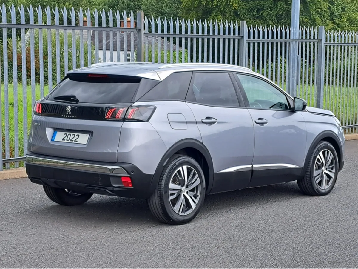 Peugeot 3008 ALLURE PREMIUM 1.5TD 130BHP 8 SPEED A - Image 3