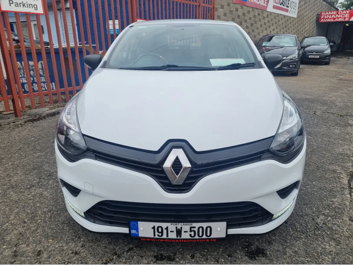 Renault Clio IV EXPRESSION TCE 75 - Image 2