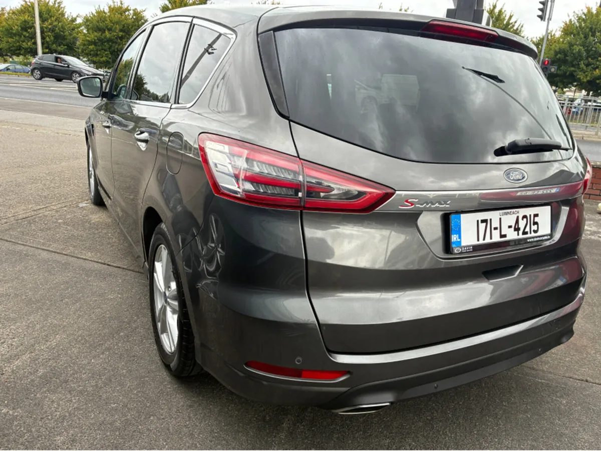 Ford S-Max 2.0 TDCI TITANIUM 180PS 5DR - Image 4