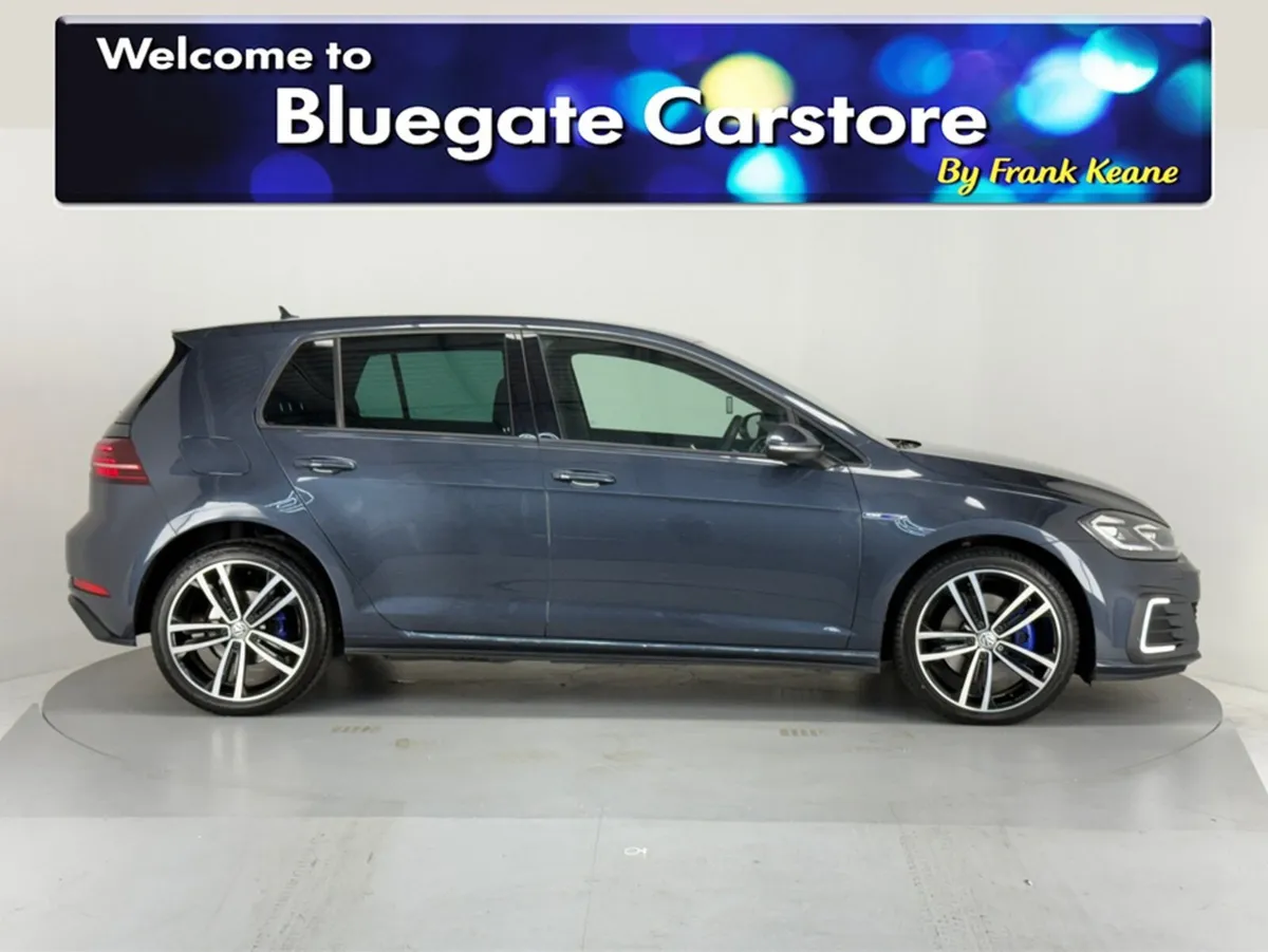 Volkswagen Golf GTE 1.4 TSI 204BHP**MULTIFUNCTIONA - Image 2