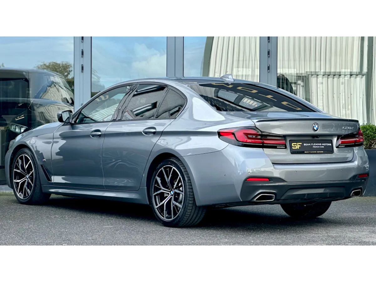 BMW 5-Series 520D MSPORT - Image 3