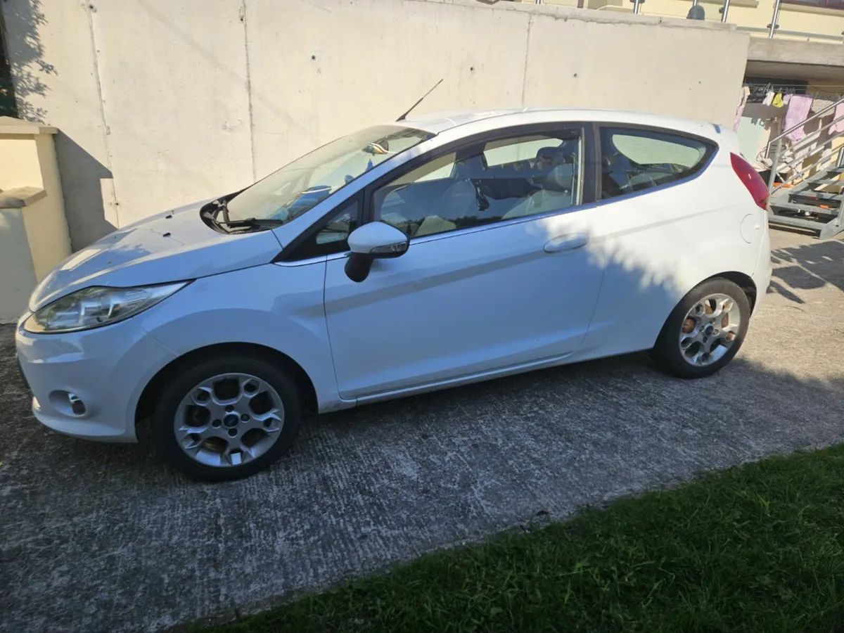 Ford fiesta NCT MAR 2026 - Image 4