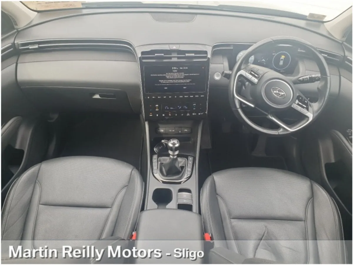 Hyundai Tucson 1.6 Executive Plus - Image 2